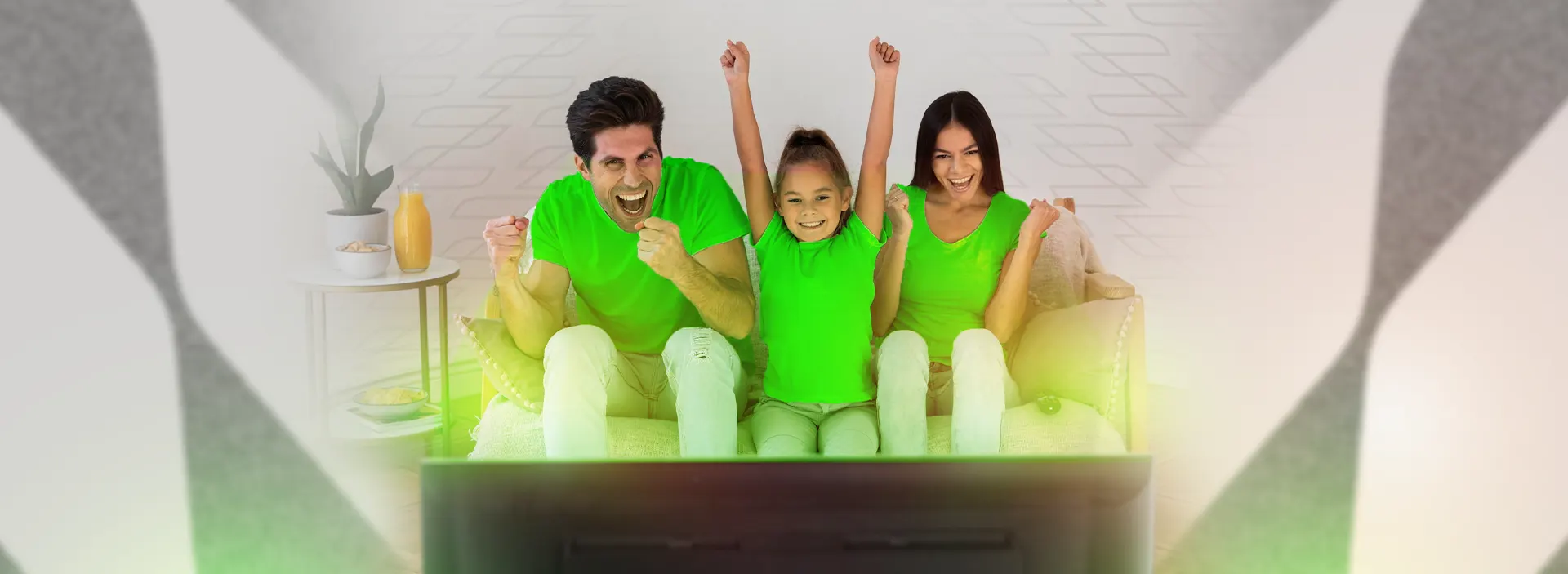 Família conectada usando internet